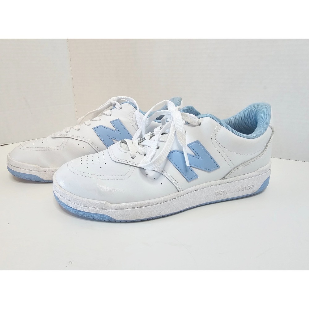 New Balance 880 BLU White Light Blue Lace Up Athletic‎ Sneakers M 8/ W 9.5